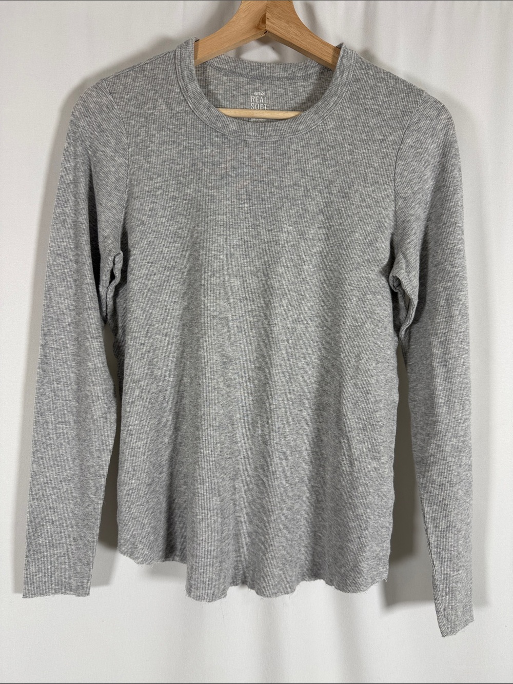 aerie Heather Gray Long Sleeve Crewneck Tee
